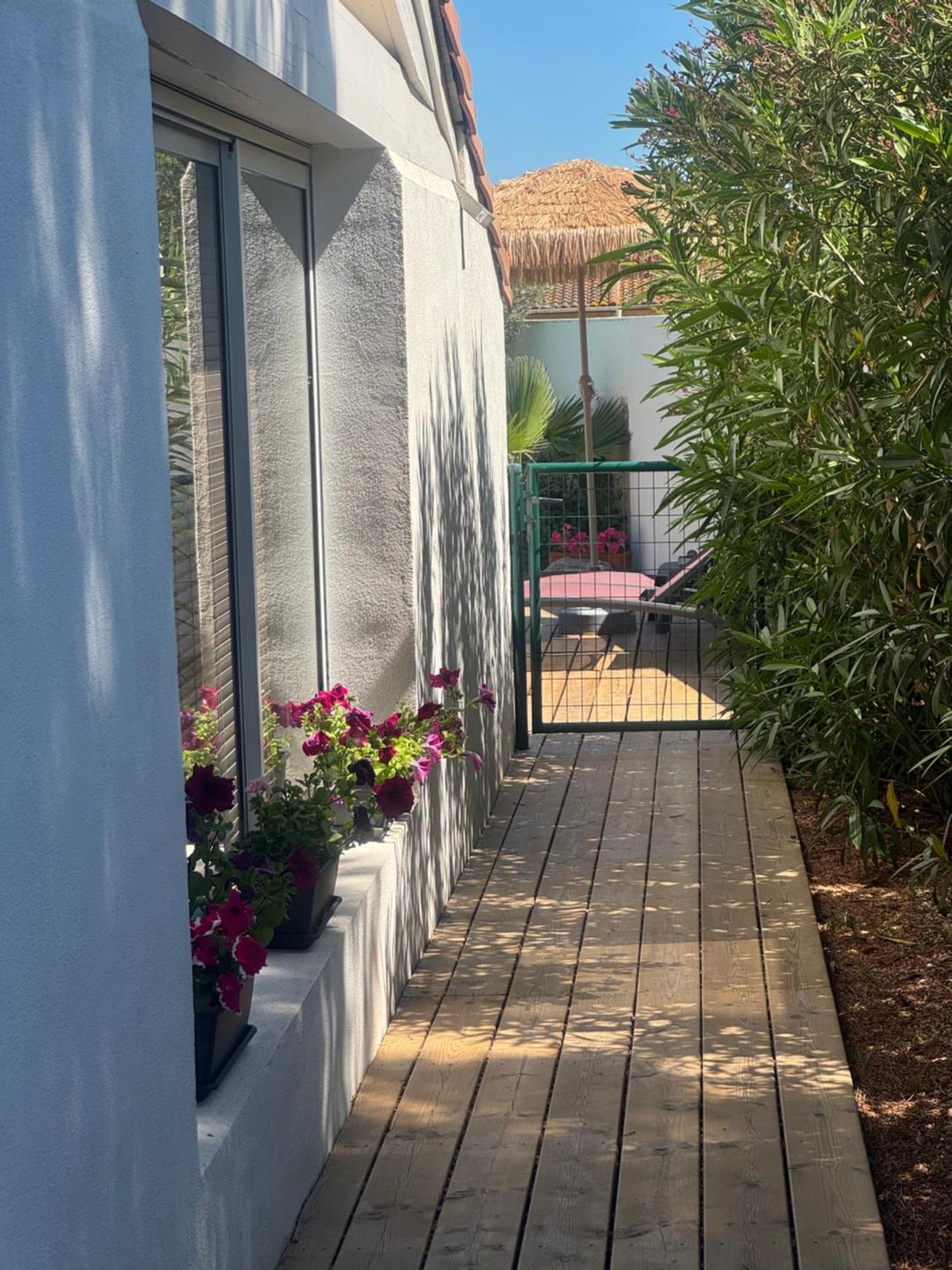 Les Lauriers Roses * Marseillan (Herault)